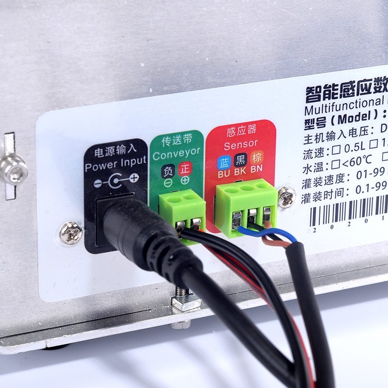 Automatic Perfume Filling Machines with Conveyor Belts