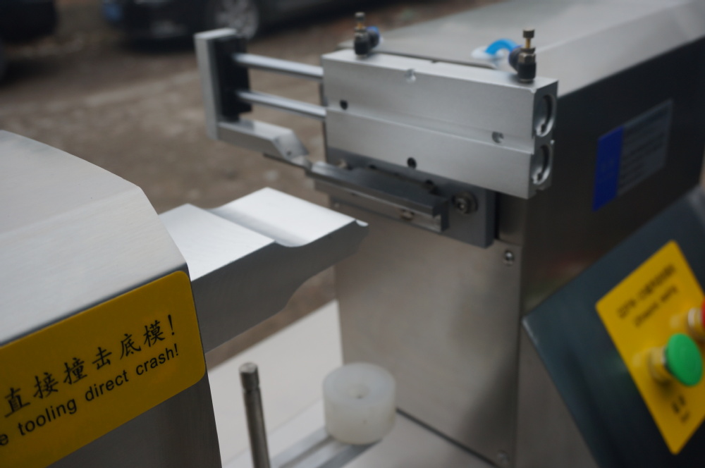 Ultrasonic Tube Sealing Machines