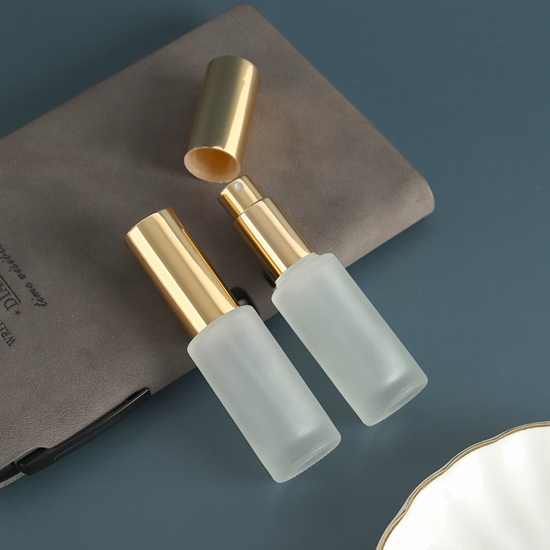 12 ml Round Frosted Glass Perfume Bottles