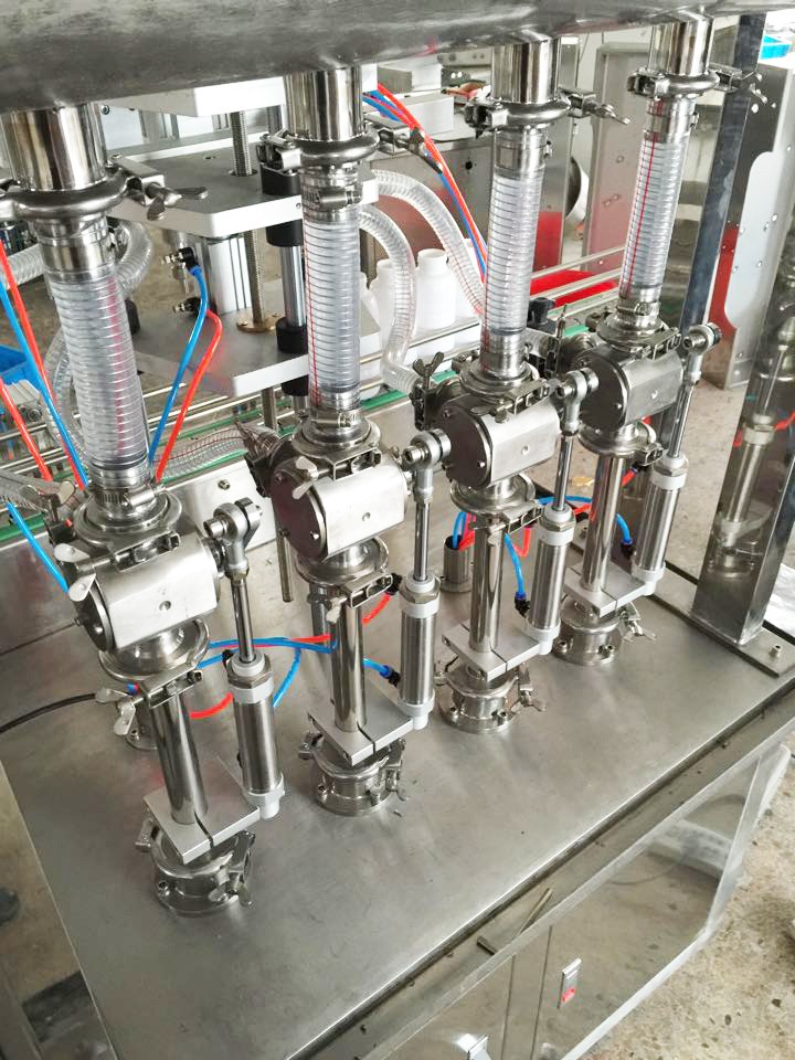 Automatic Paste Filling Machines with Conveyor Belts Automatic Paste Filling Machines with Conveyor Belts