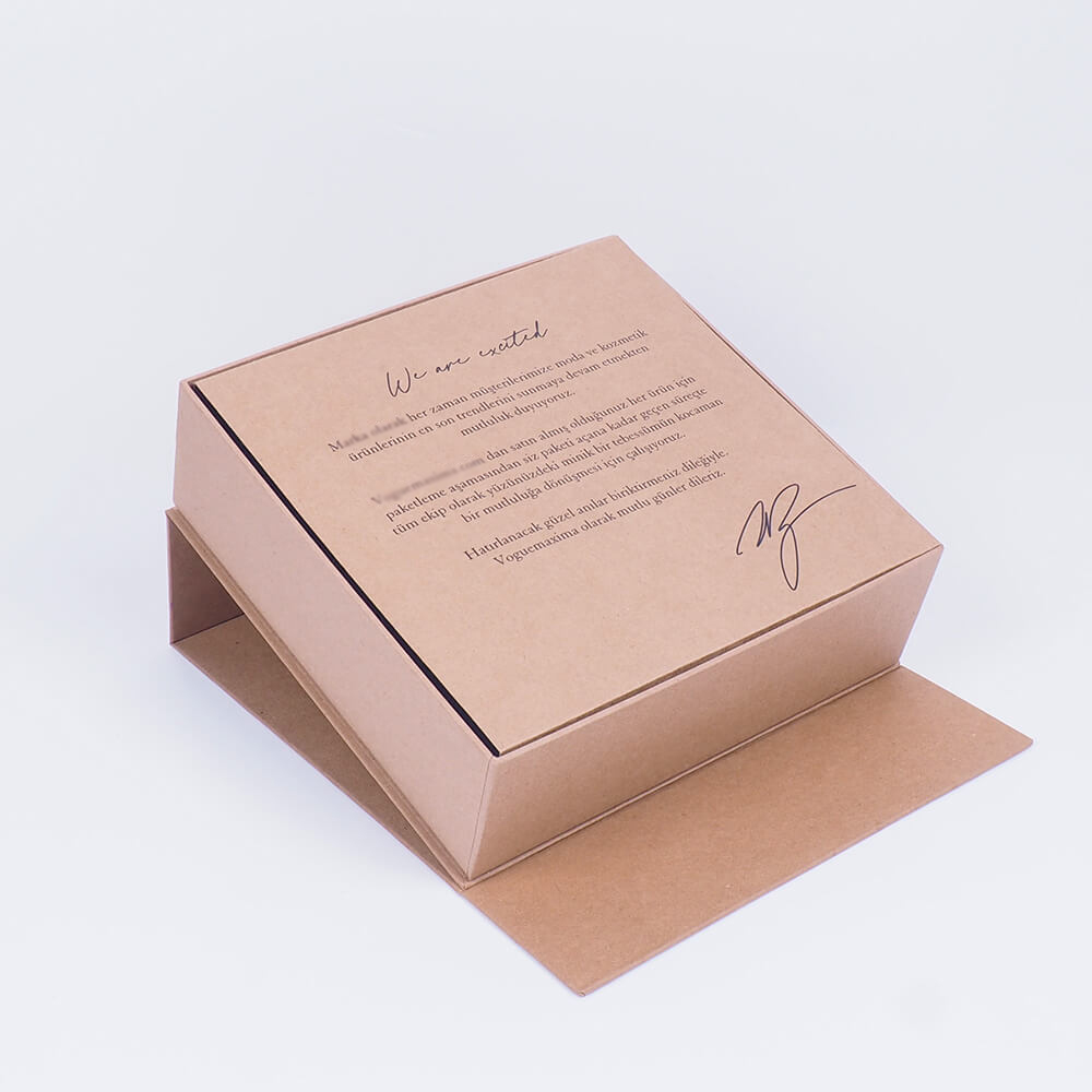 1000Pcs - Custom Logo Gift Perfume Boxes