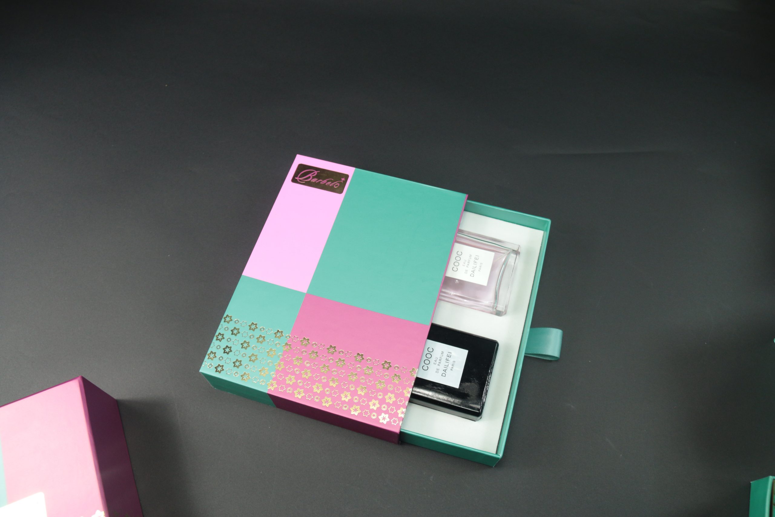 1000Pcs - Custom Print Perfume Packaging Boxes